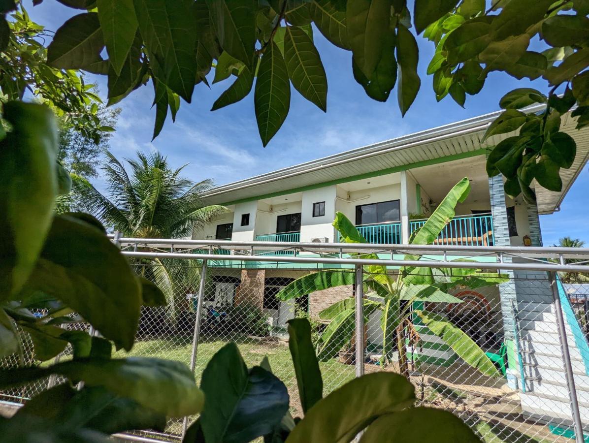 Charlina Inn Panglao Exterior foto